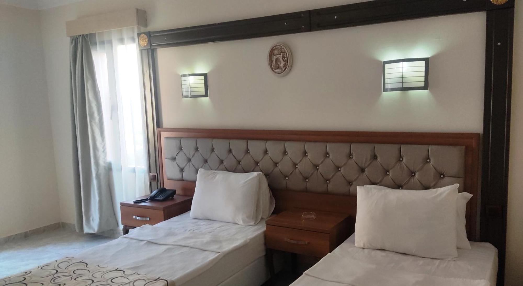 בודרום Phoenix Sun Hotel מראה חיצוני תמונה