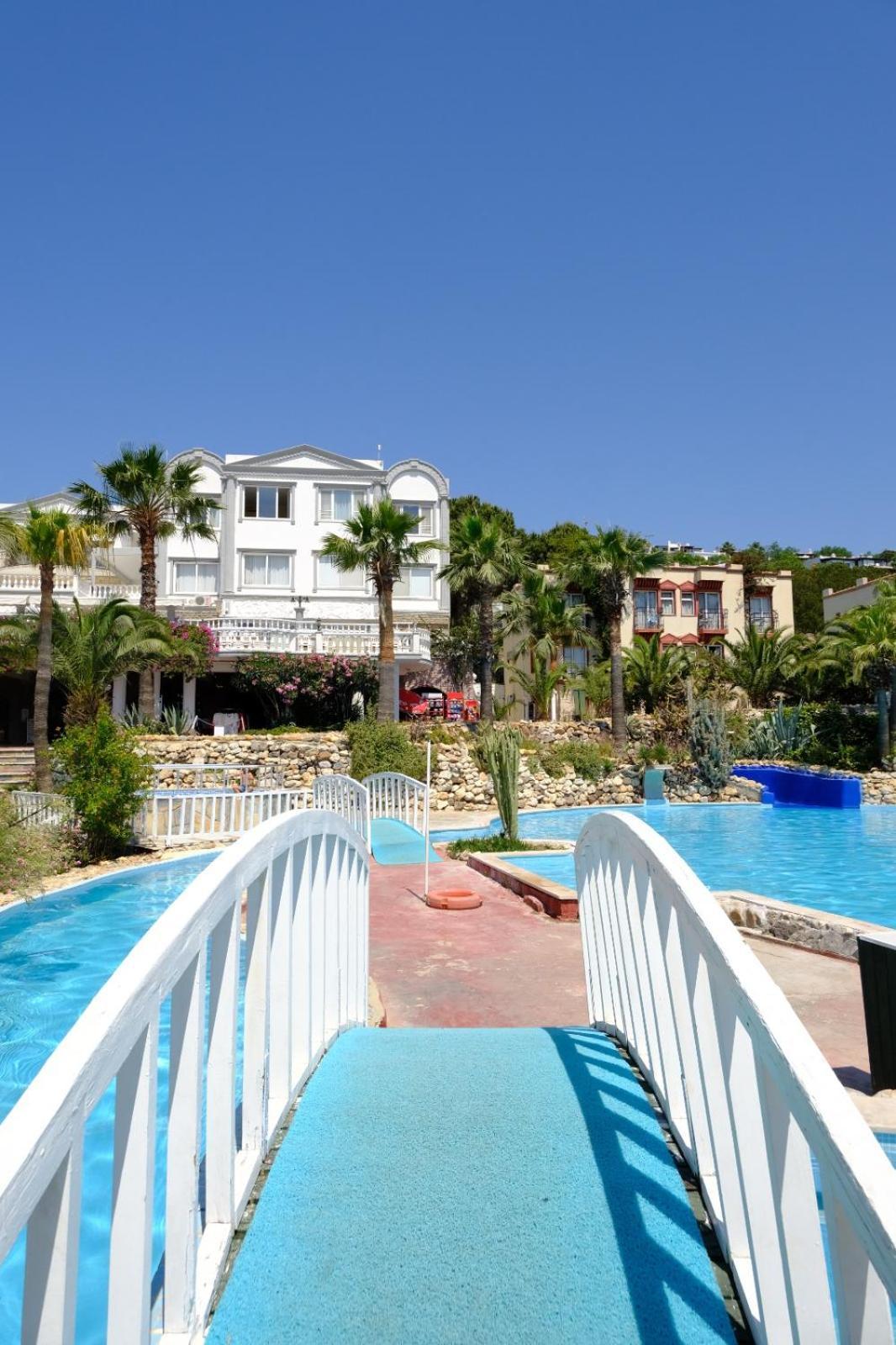 בודרום Phoenix Sun Hotel מראה חיצוני תמונה